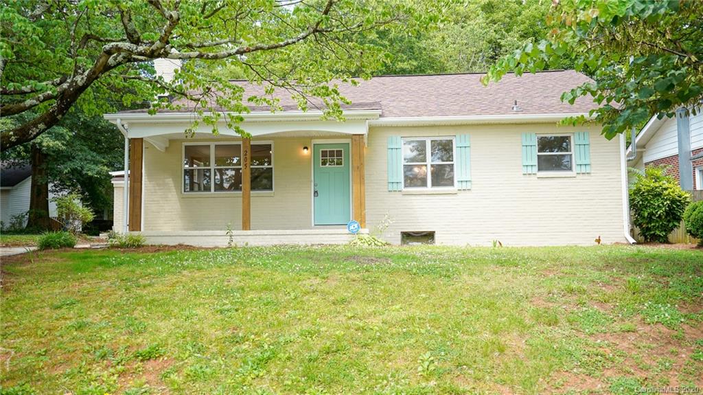 Photo 1 of 24 — 205 N Patterson Street, Statesville, NC 28677