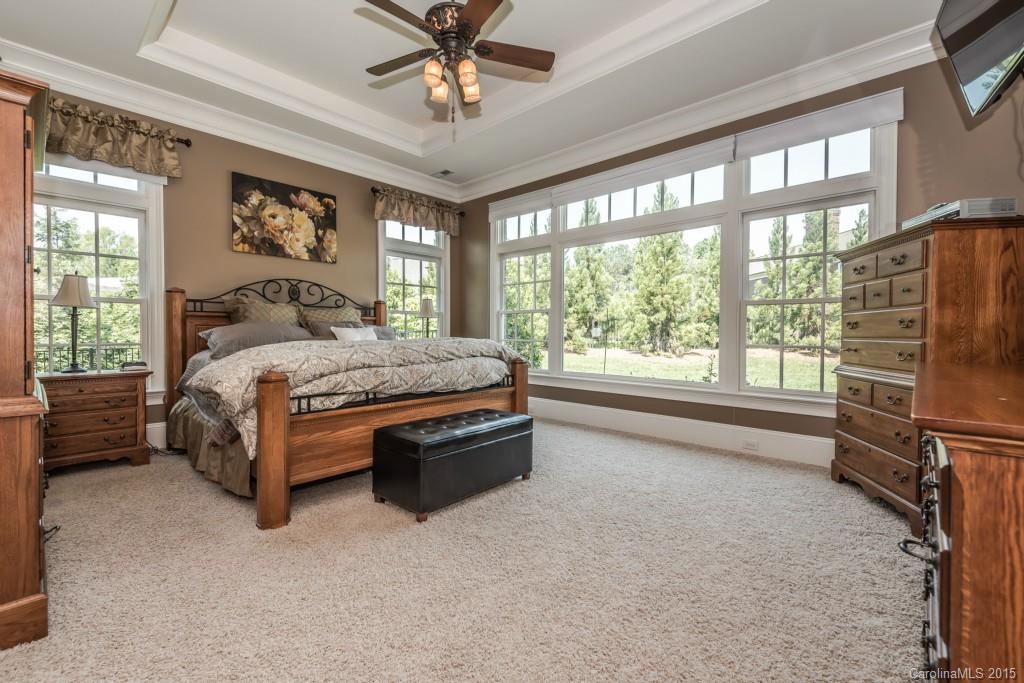 ROBBINS PARK - Residential