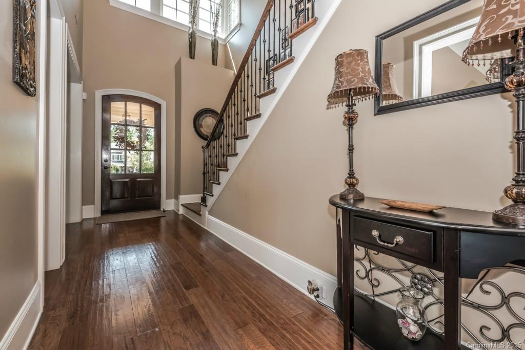 ROBBINS PARK - Residential