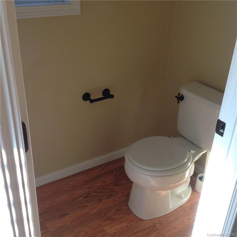 Adams Bluff - Residential Lease