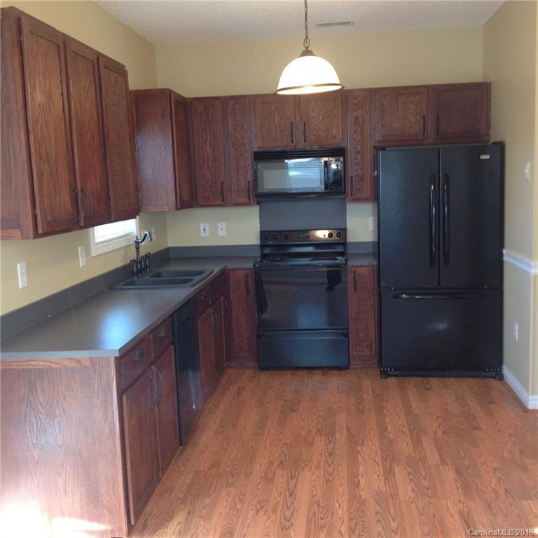 Adams Bluff - Residential Lease