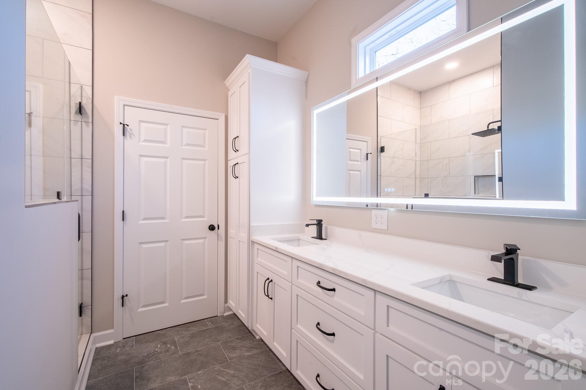 Woodland Oaks - Residential