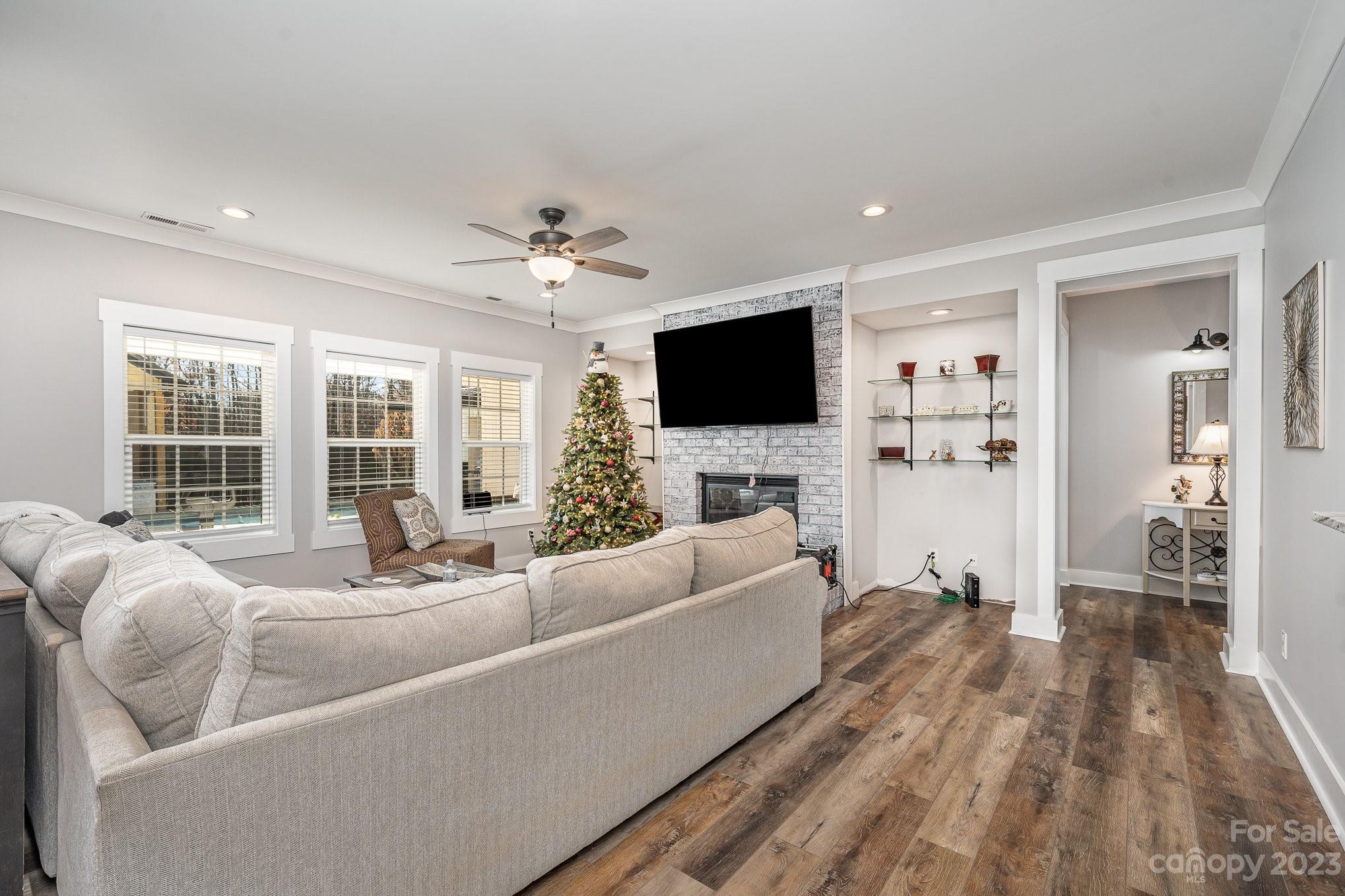 Woodland Heights - Residential