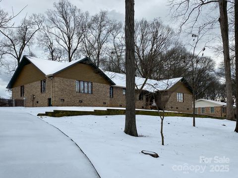 114 Old Mill Road Mount Holly NC 28120