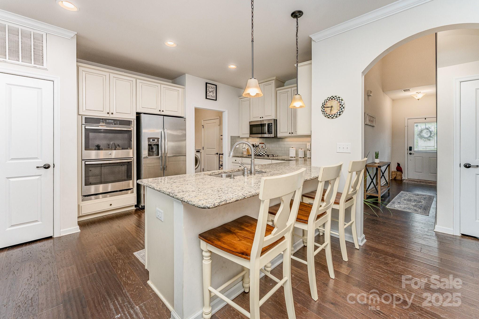 11062 Discovery Drive NW