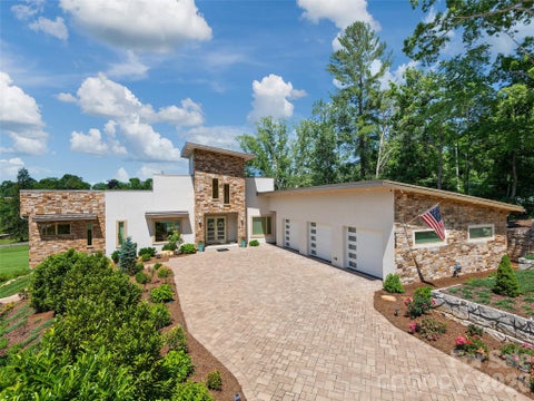 Photo of 123 Wembley Road, Asheville, NC 28804 (MLS # 4392836)