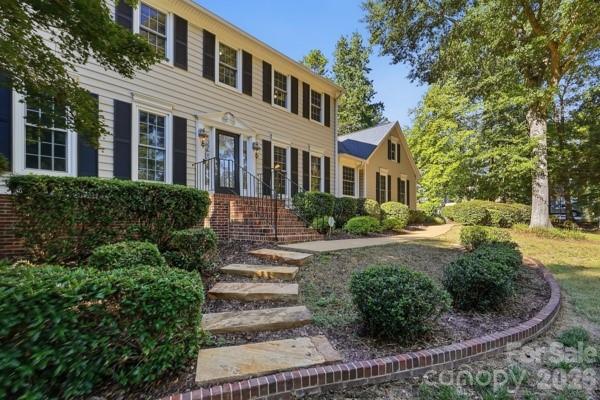 1677 Double Oaks Road