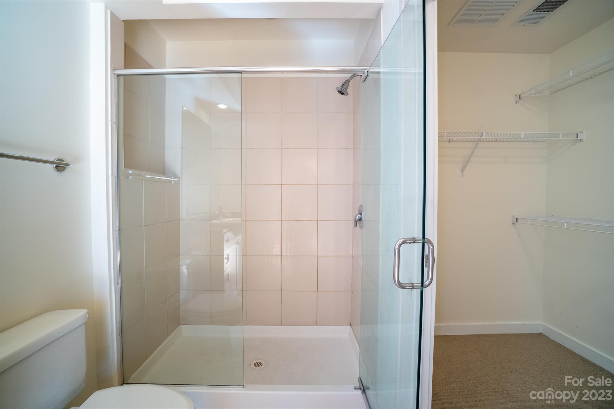 Court 6 - Residential