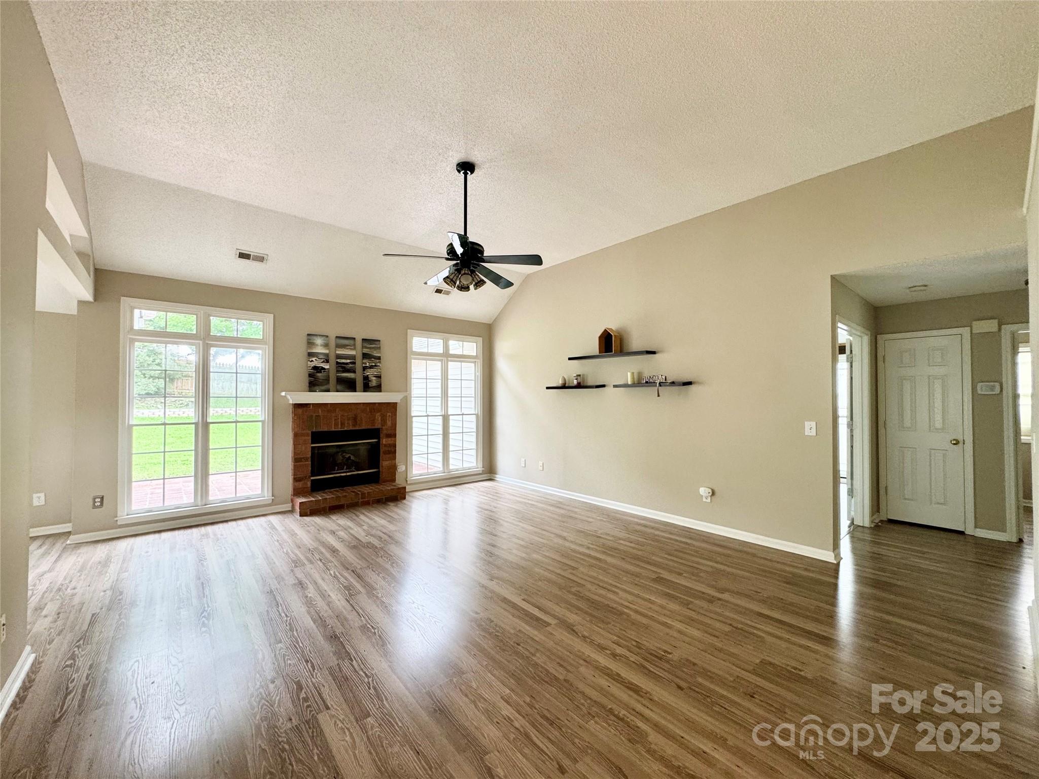 1254 Abbey Ridge Place NW