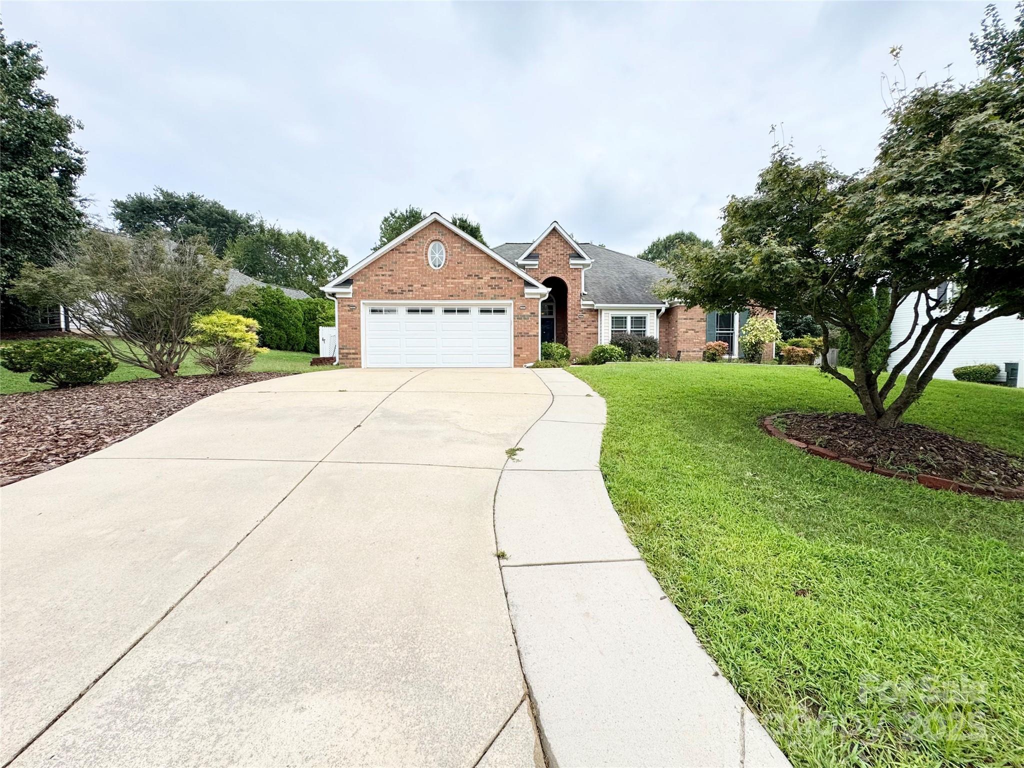 1254 Abbey Ridge Place NW