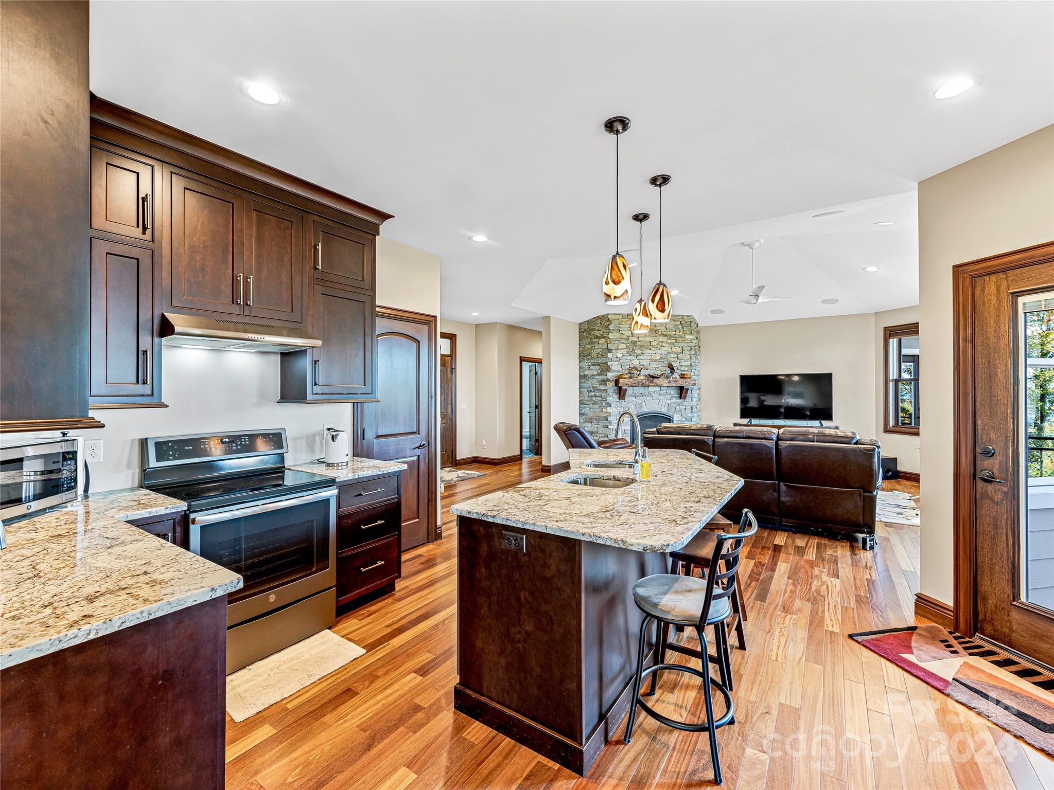 Rambling Hills - Residential