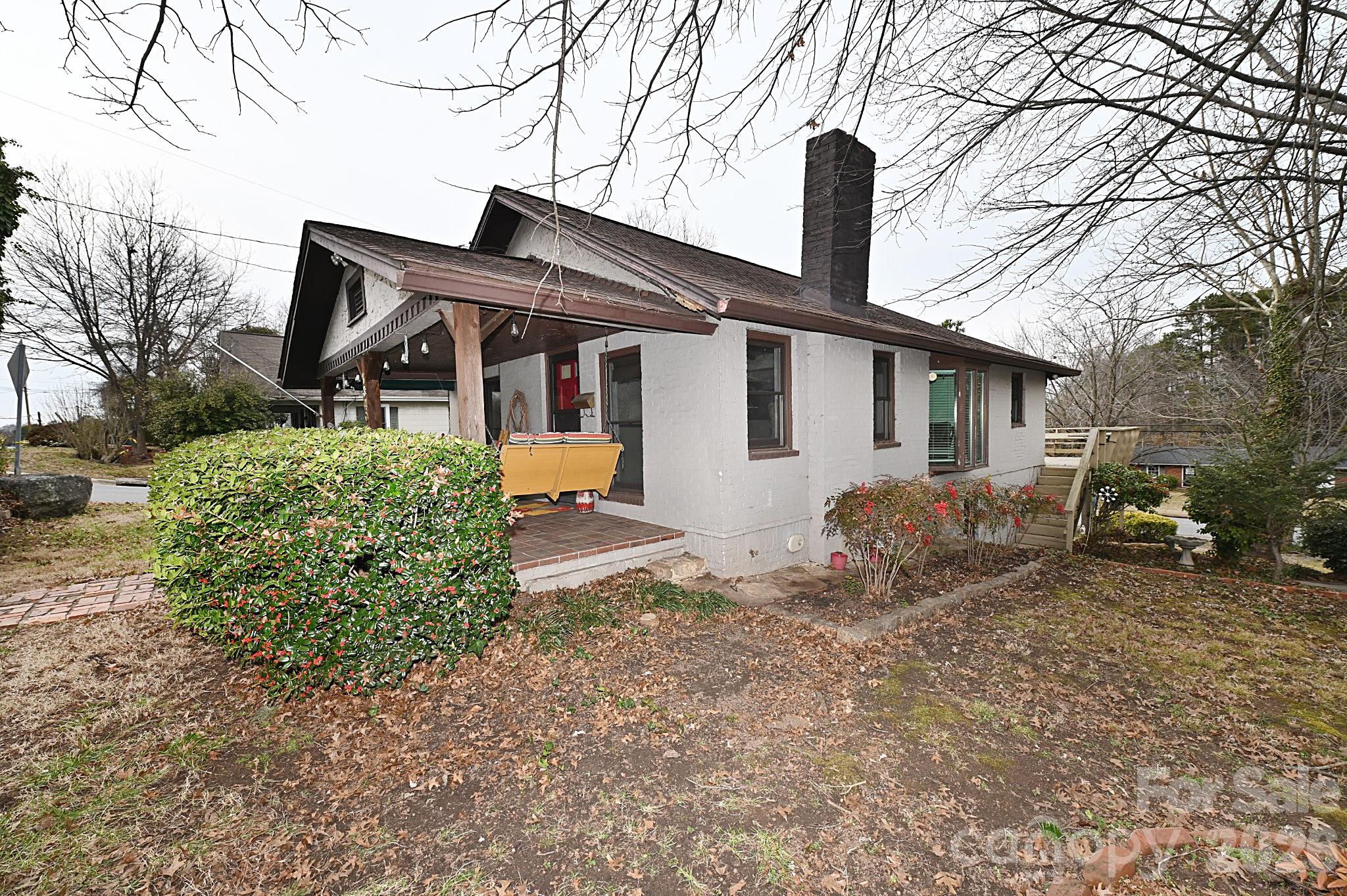 1340 1st Avenue Place NW