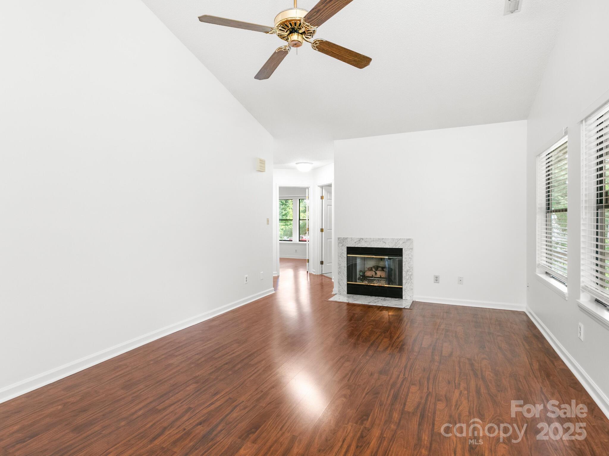 111 Cimarron Drive
