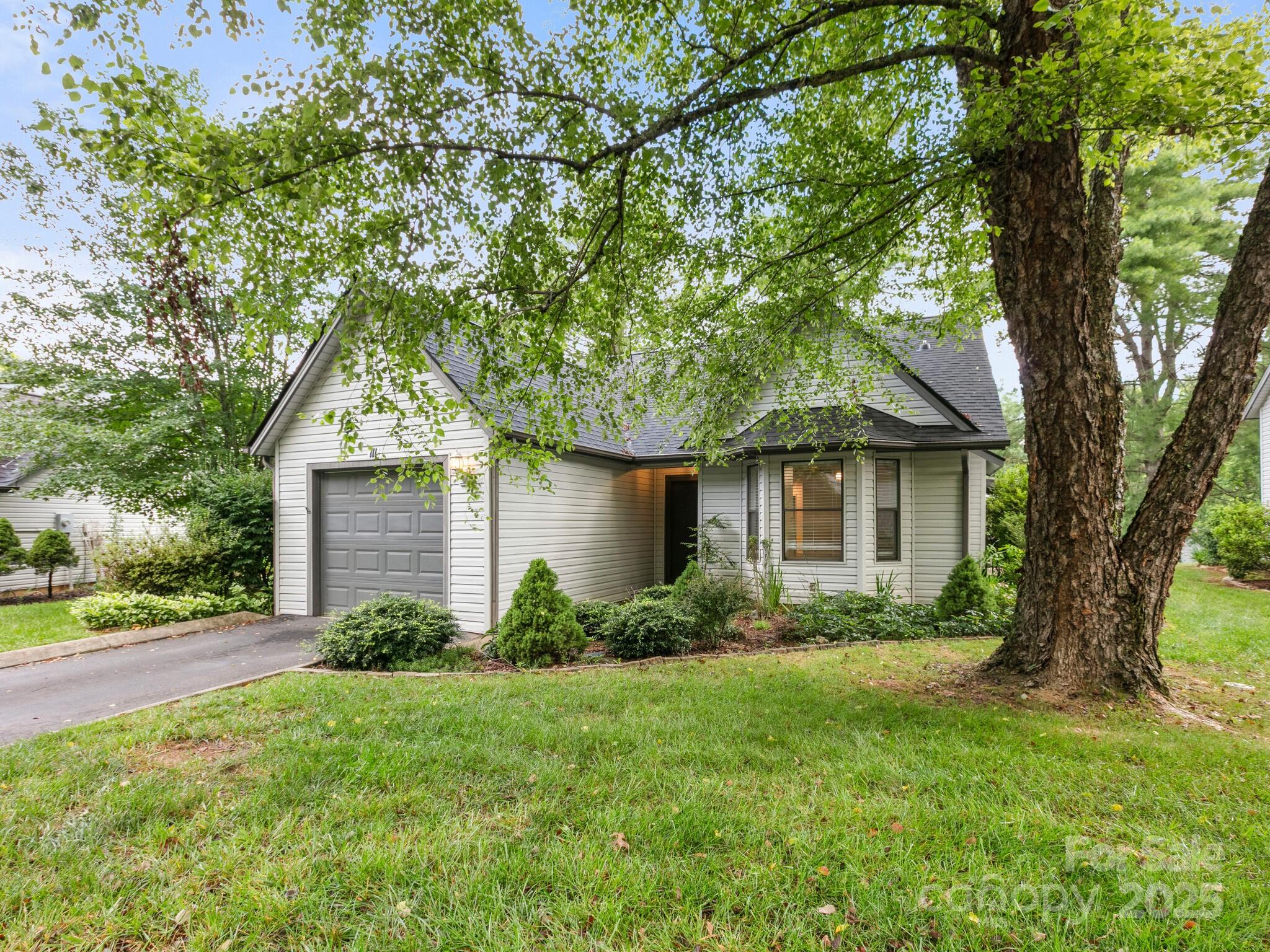 111 Cimarron Drive