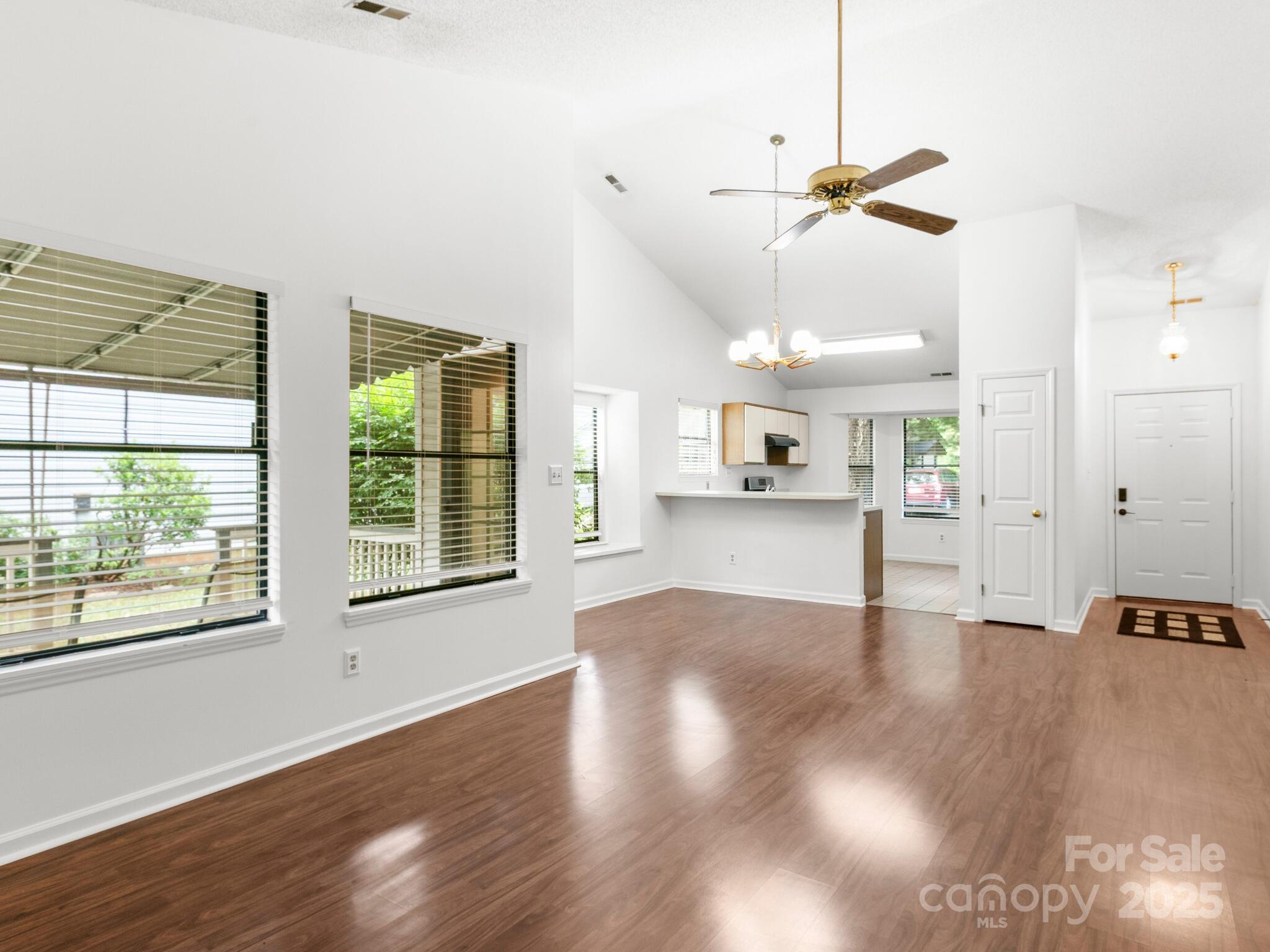 111 Cimarron Drive