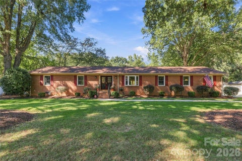 Photo of 122 Keowee Circle, Indian Trail, NC 28079 (MLS # 4434216)