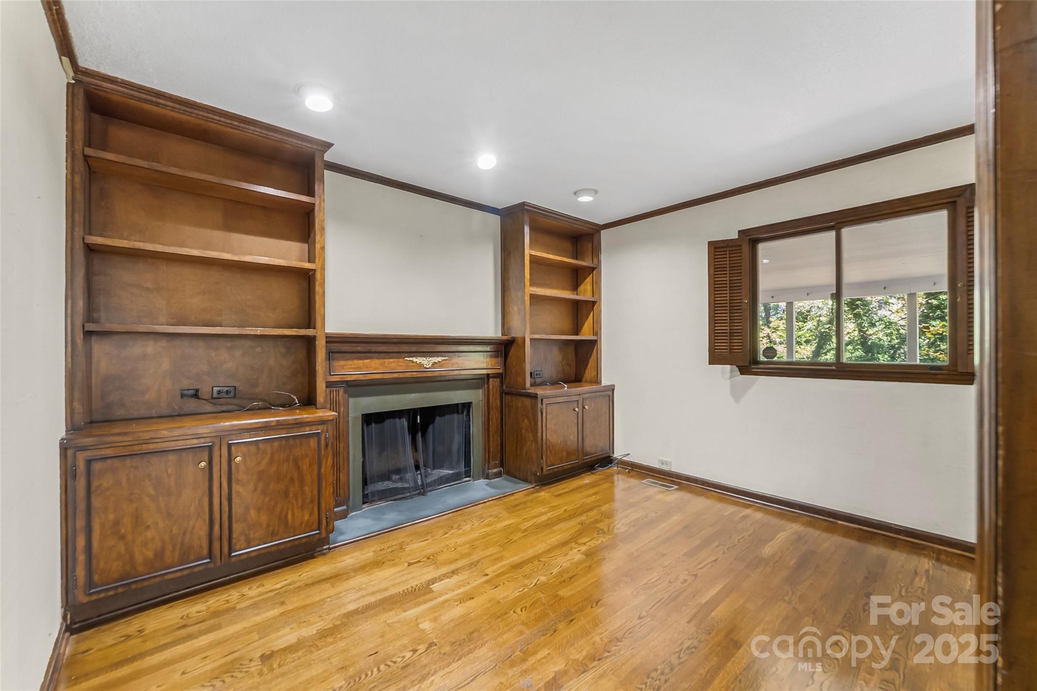 Riverside - Residential