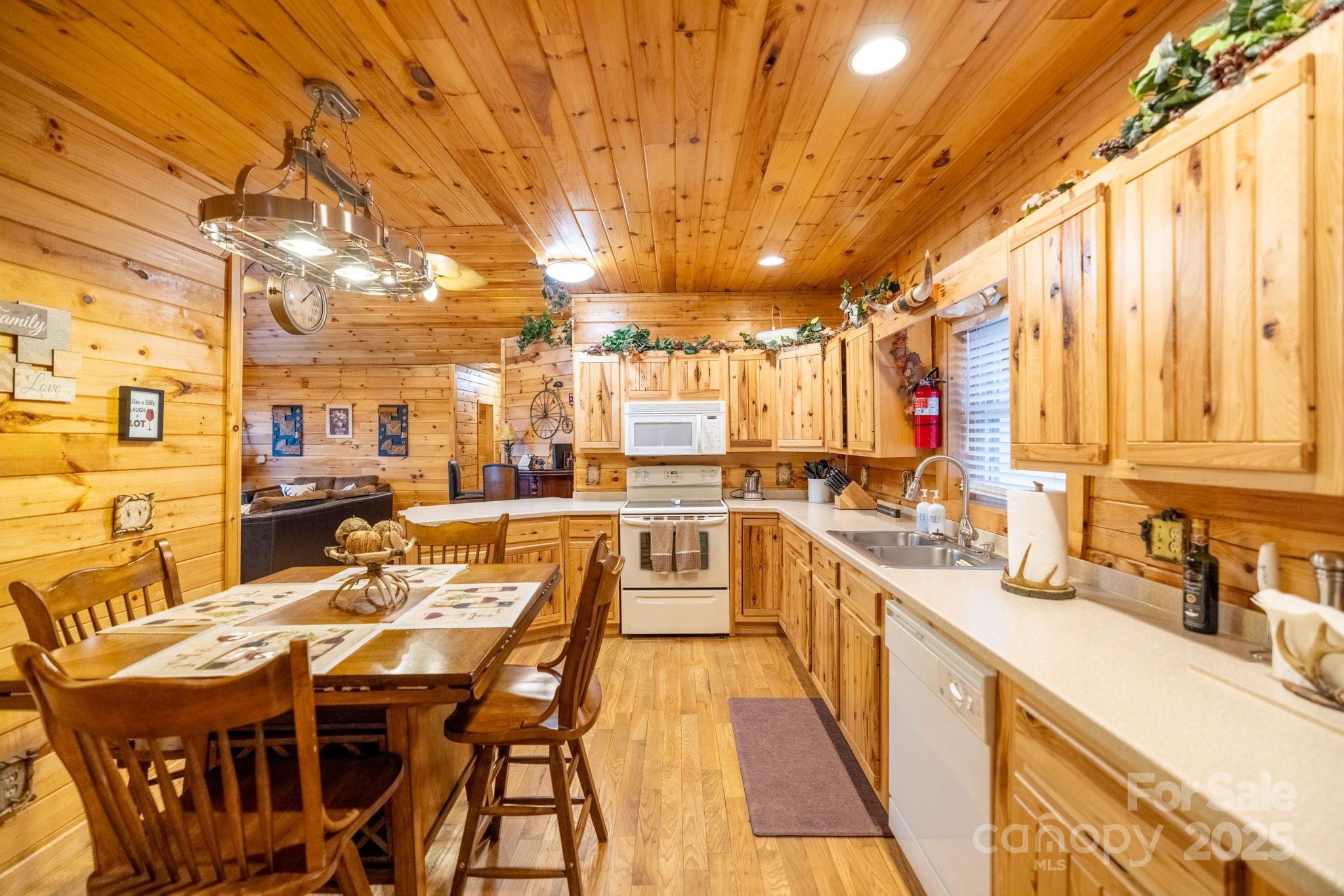 North Carolina Dreams - Residential