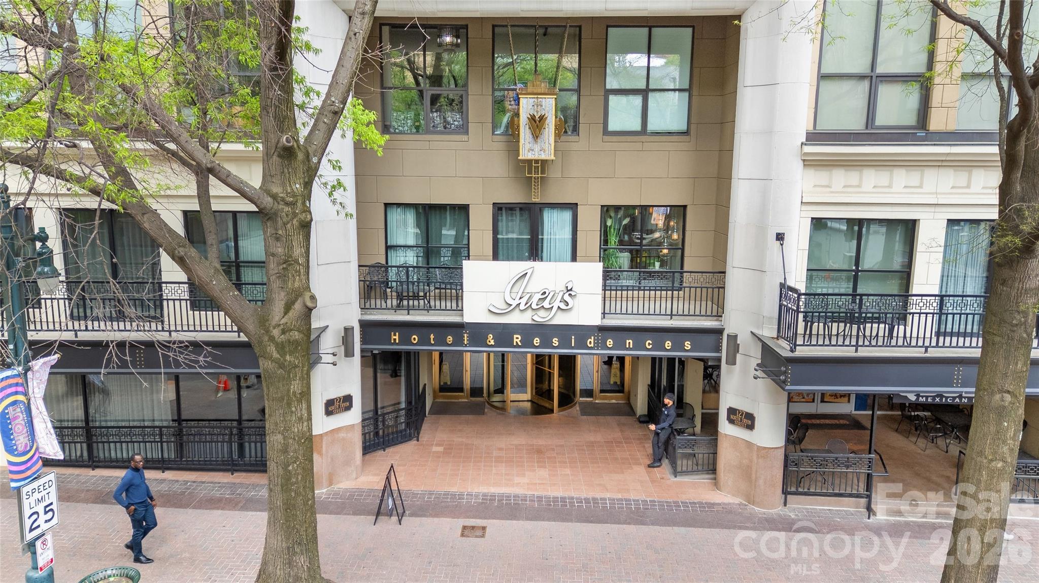 127 N Tryon Street 410