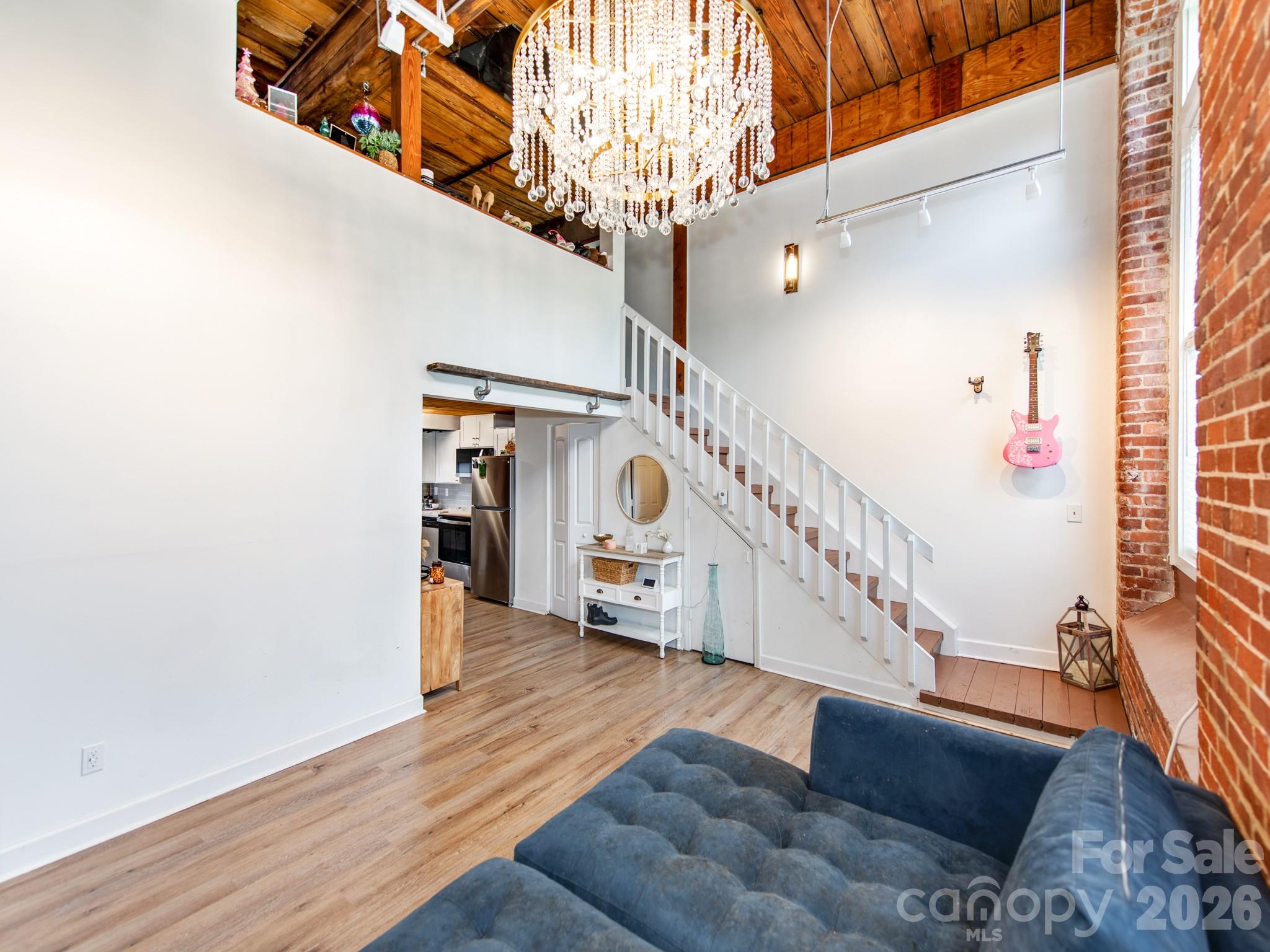 201 Hoskins Road S, Charlotte, NC, 28208