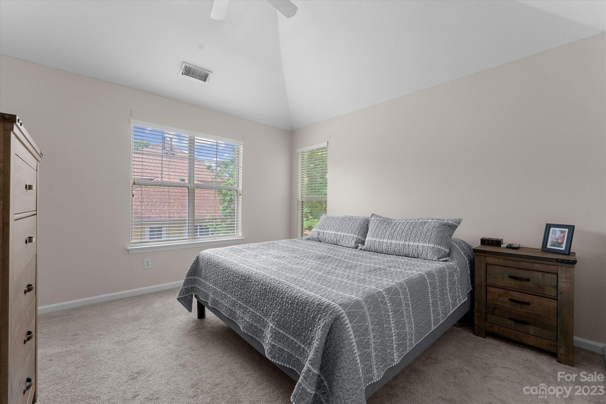 Vineyard Point - Residential