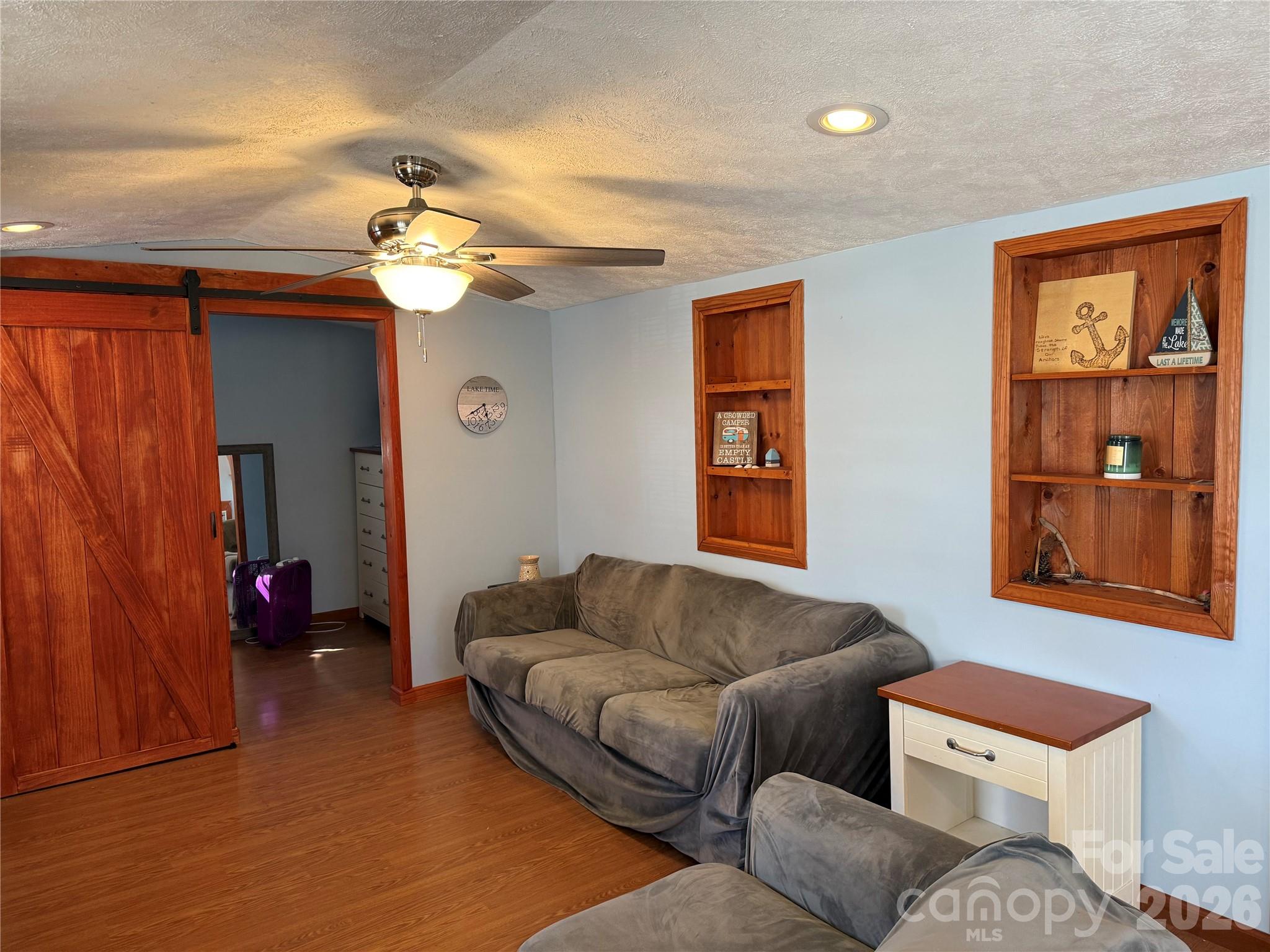 Twin Harbor - Residential