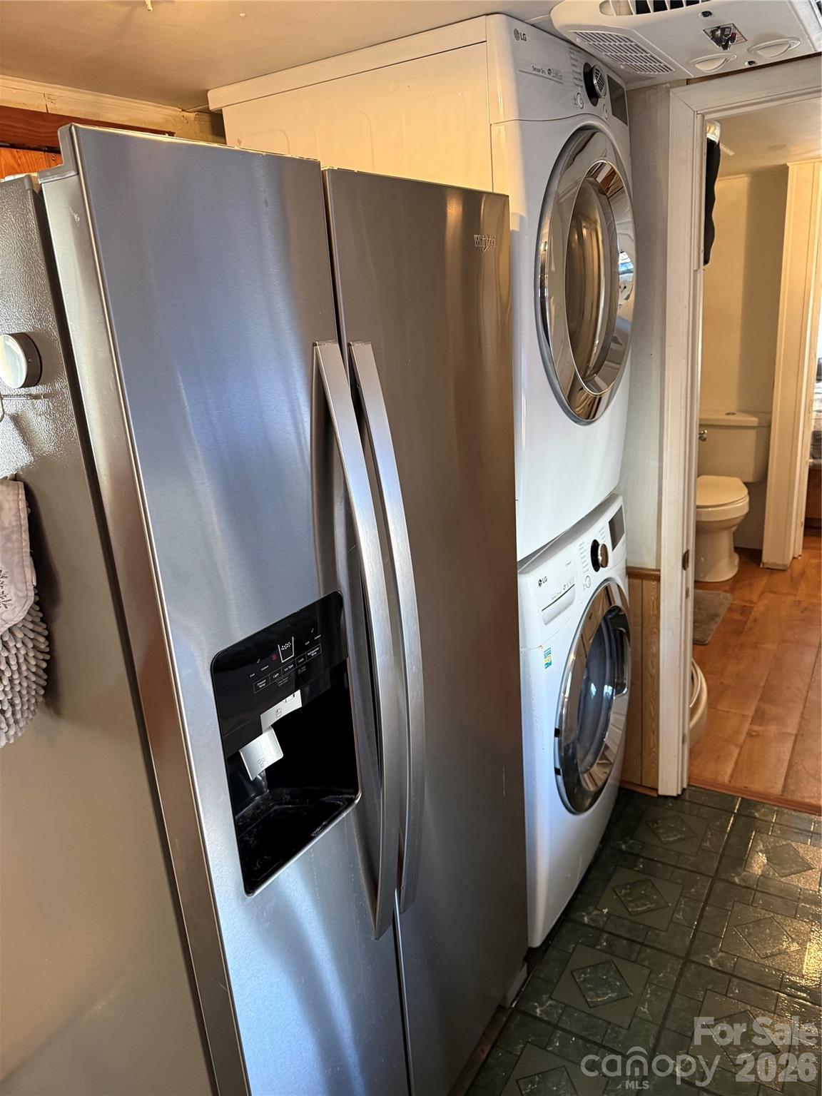 Twin Harbor - Residential