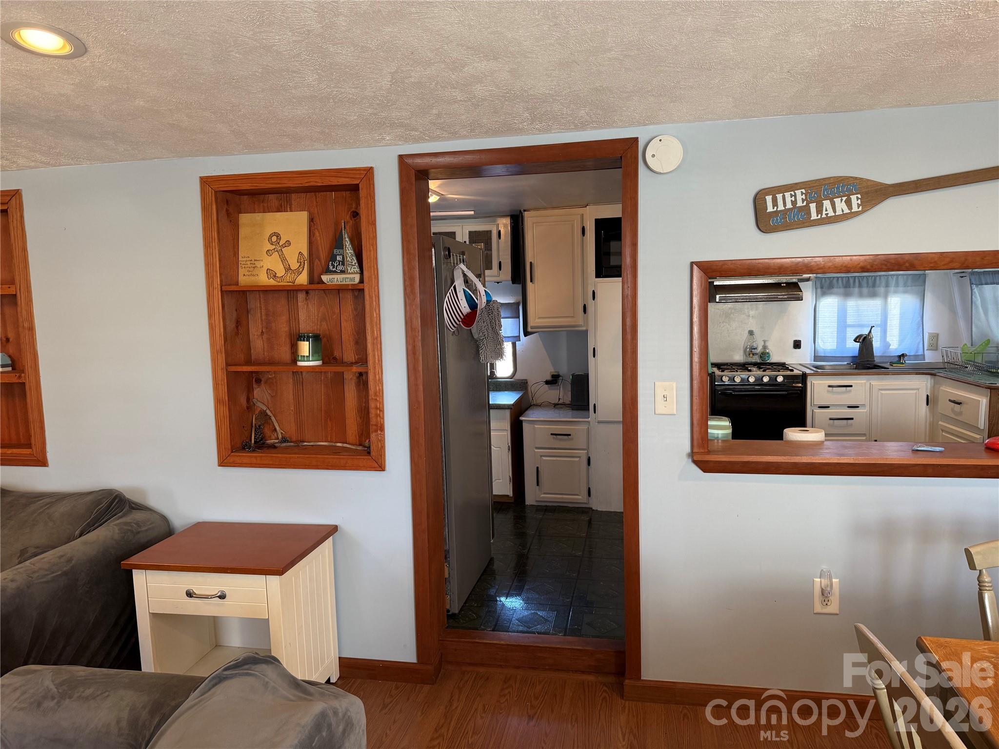 Twin Harbor - Residential