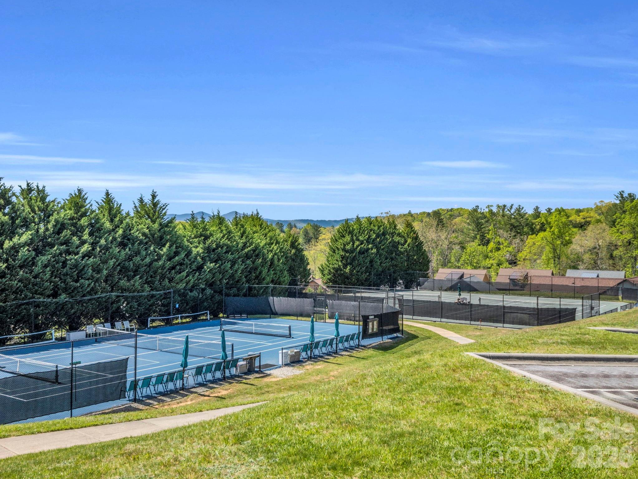 Cummings Cove - Land