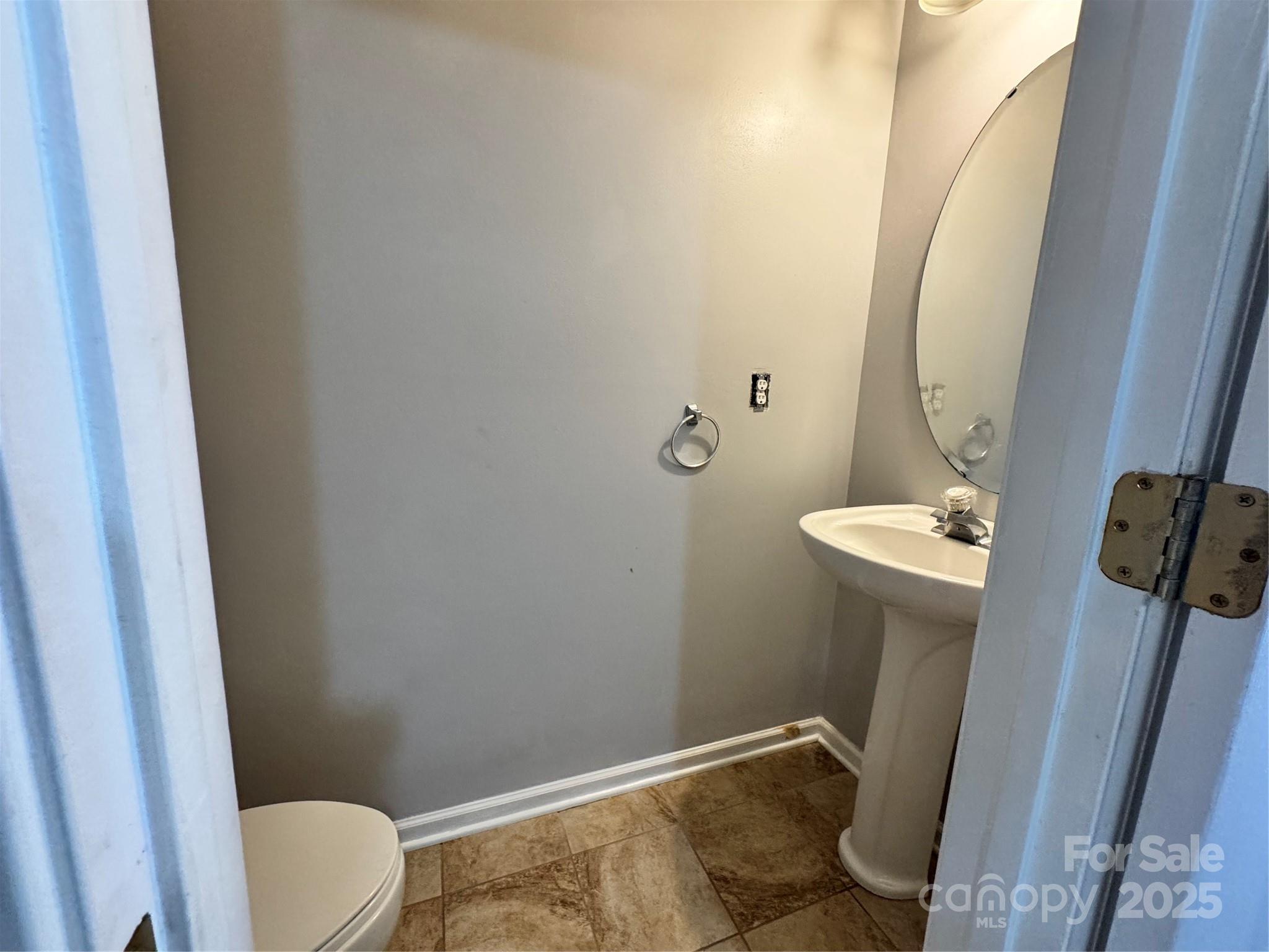 419 Scarlett Lane
