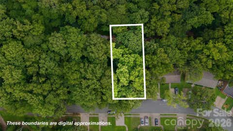Photo of 4613 Highlake Drive, Charlotte, NC 28215 (MLS # 4414636)