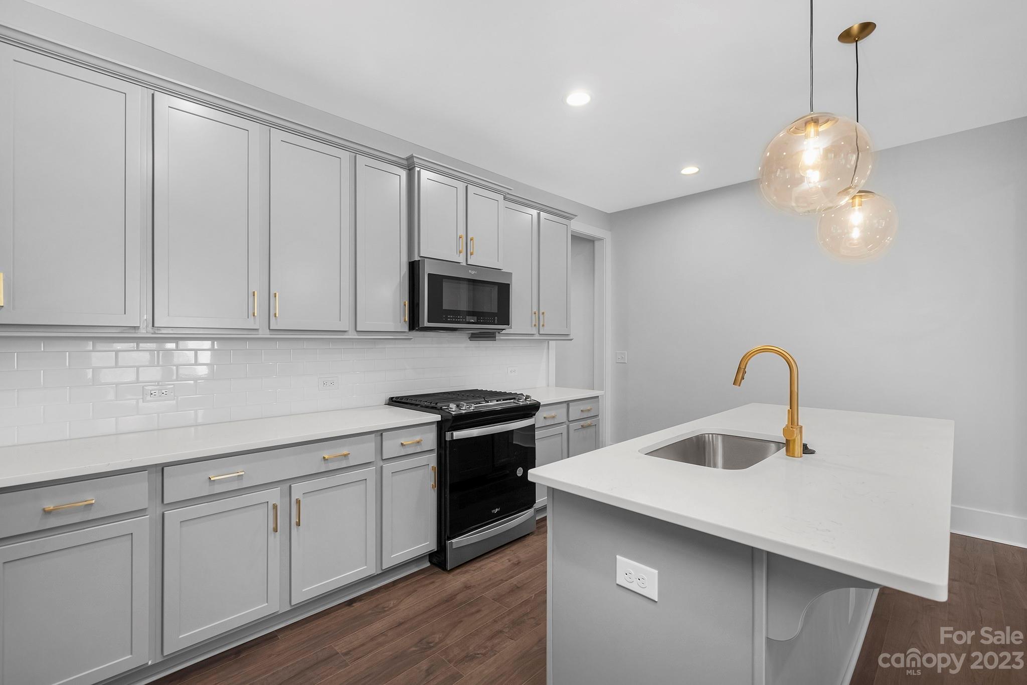 Villa Heights - Residential