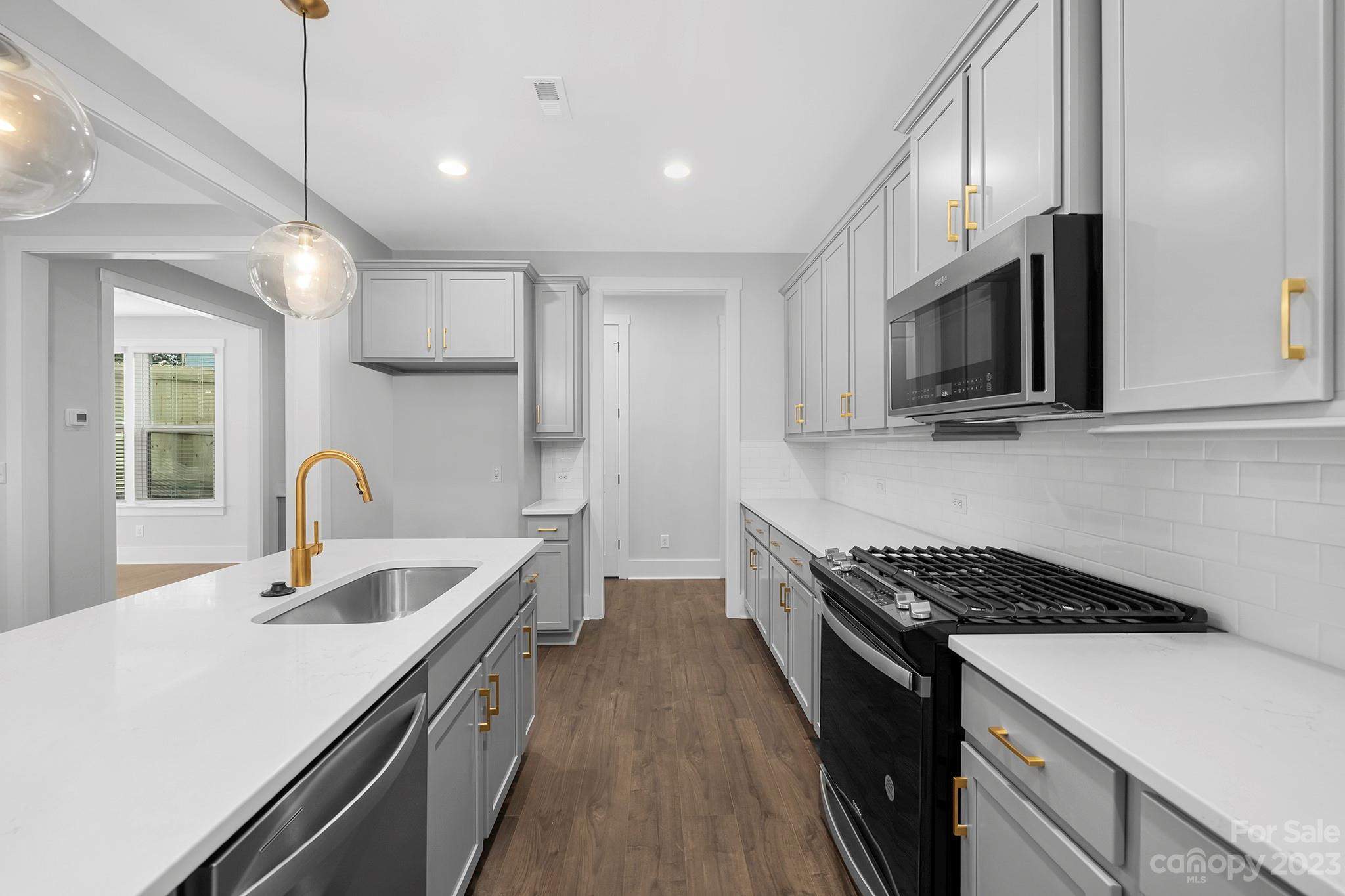 Villa Heights - Residential