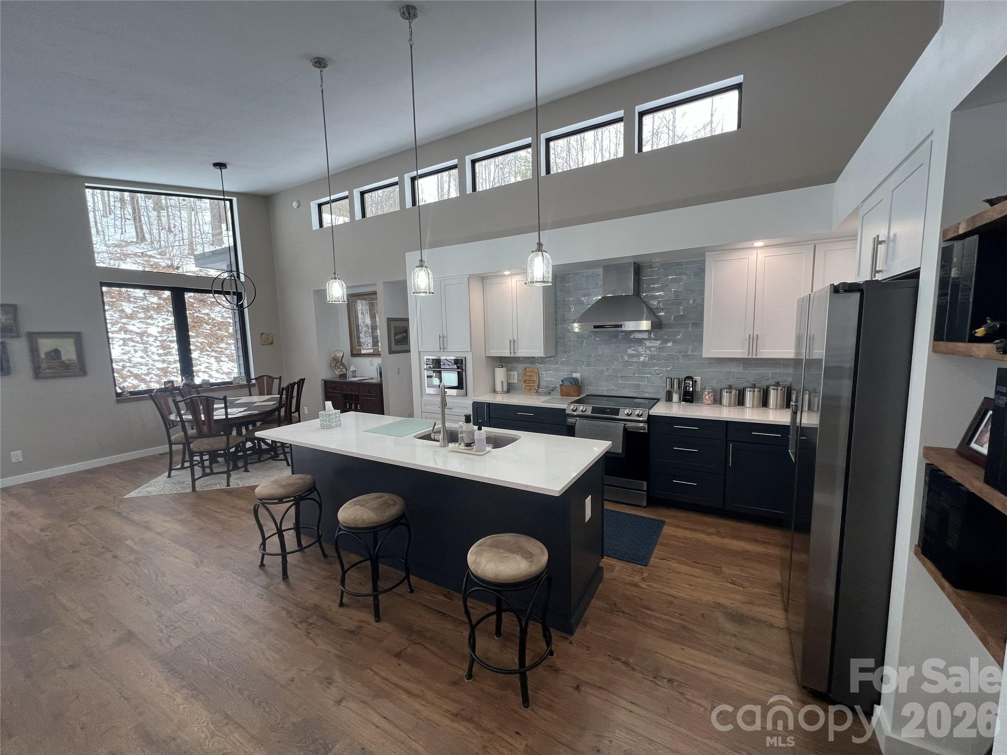 Fontana View - Residential