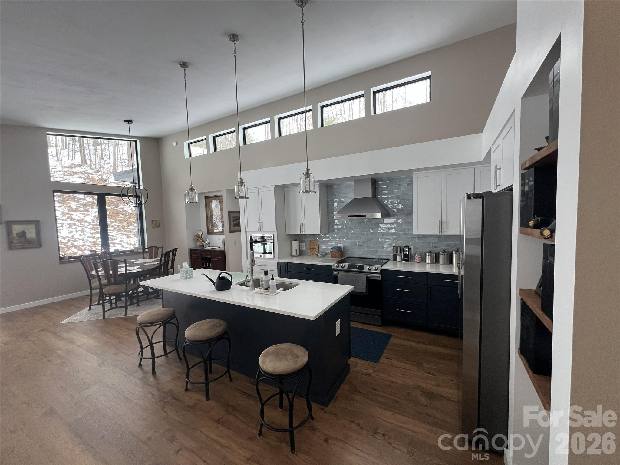 Fontana View - Residential