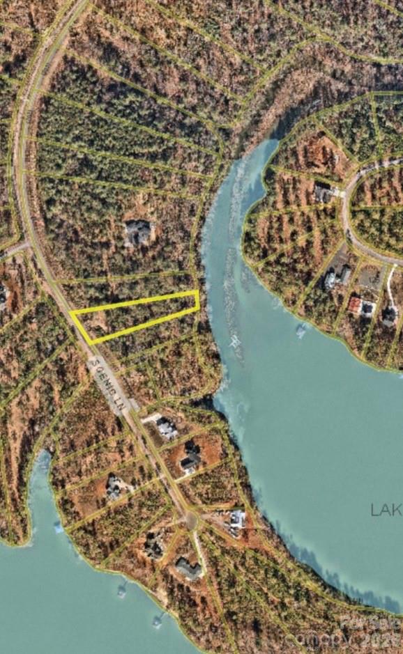 The Waterfront Club - Land