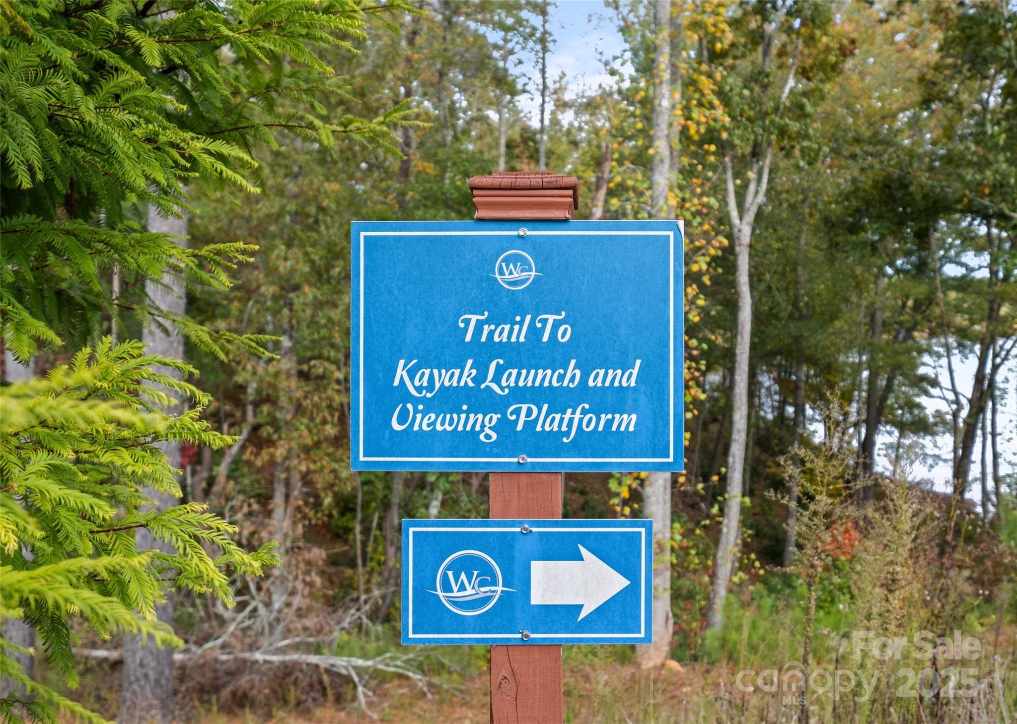 The Waterfront Club - Land