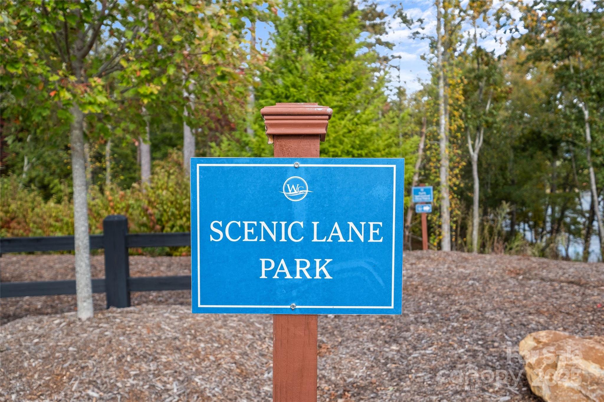 The Waterfront Club - Land