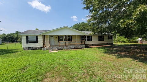 Photo of 139 Ebenezer Road, Kings Mountain, NC 28086 (MLS # 4415144)