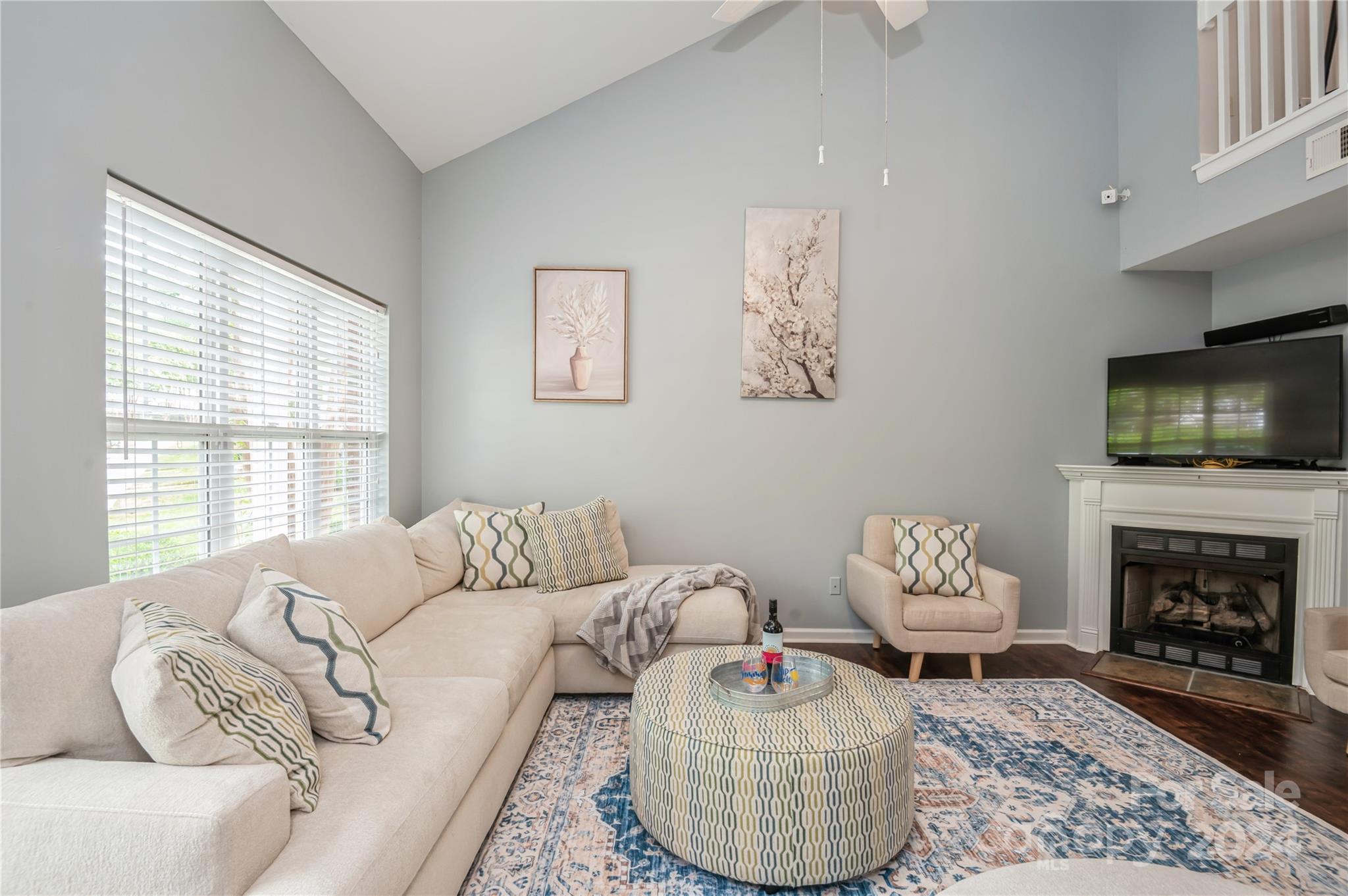 The Townes at River Crossing - Residential