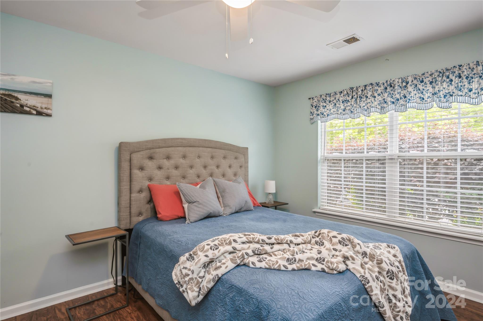 The Townes at River Crossing - Residential