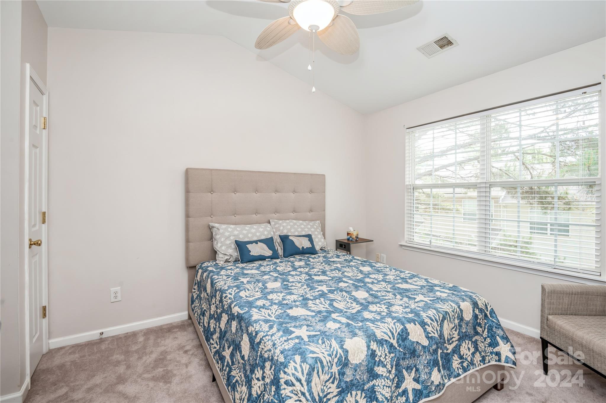 The Townes at River Crossing - Residential