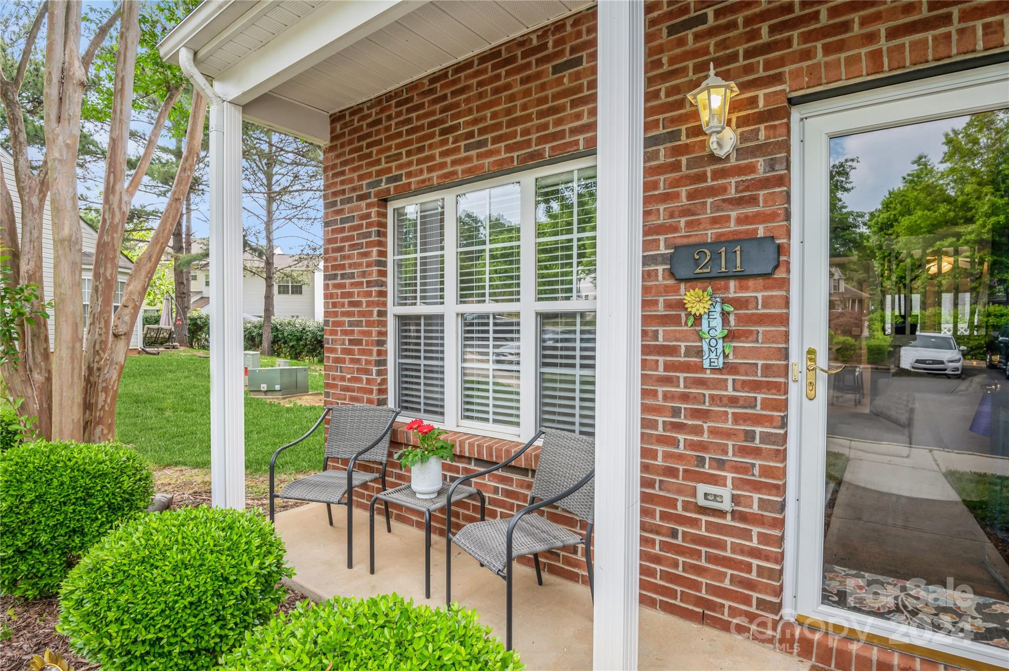 The Townes at River Crossing - Residential