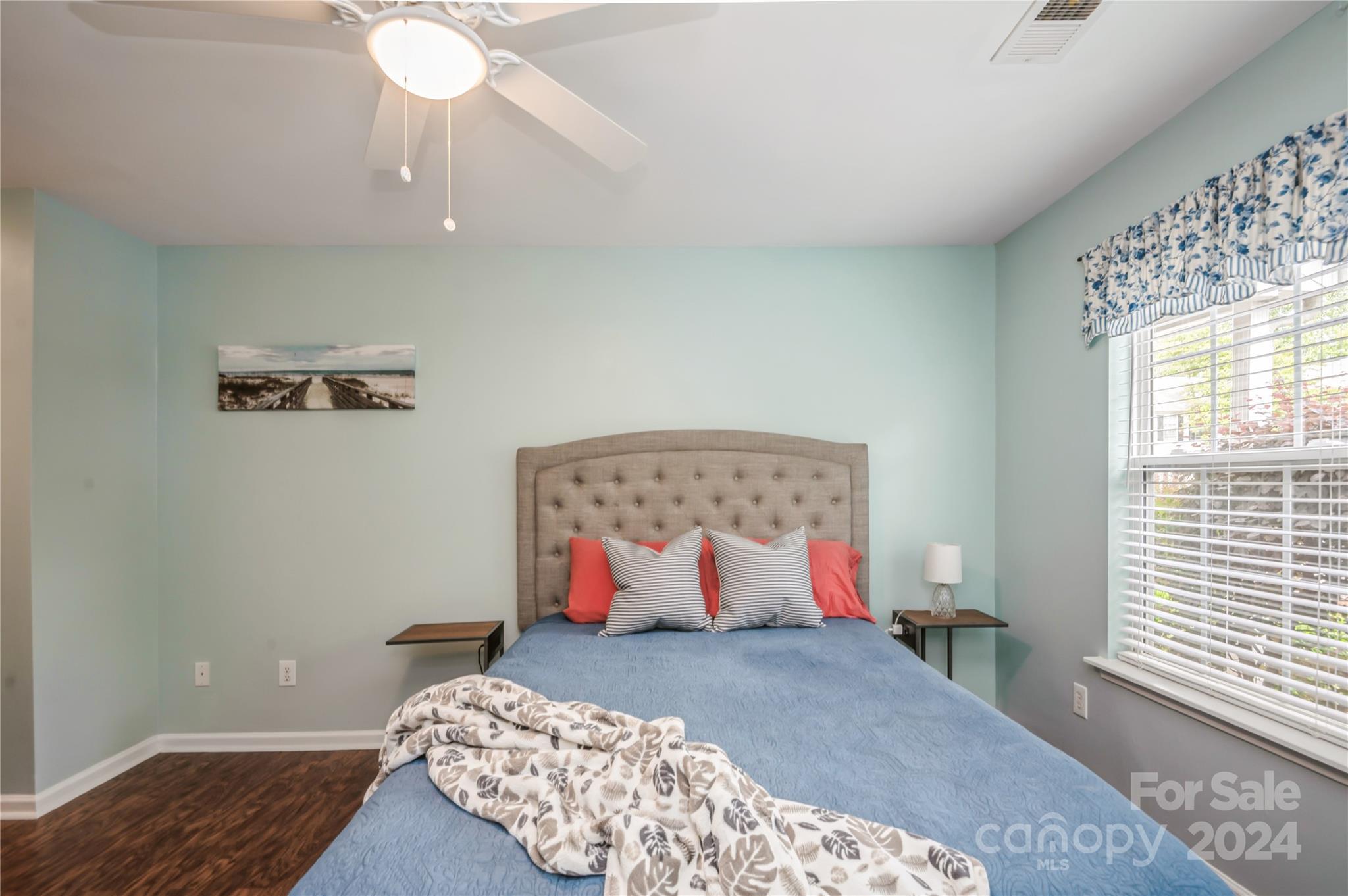 The Townes at River Crossing - Residential