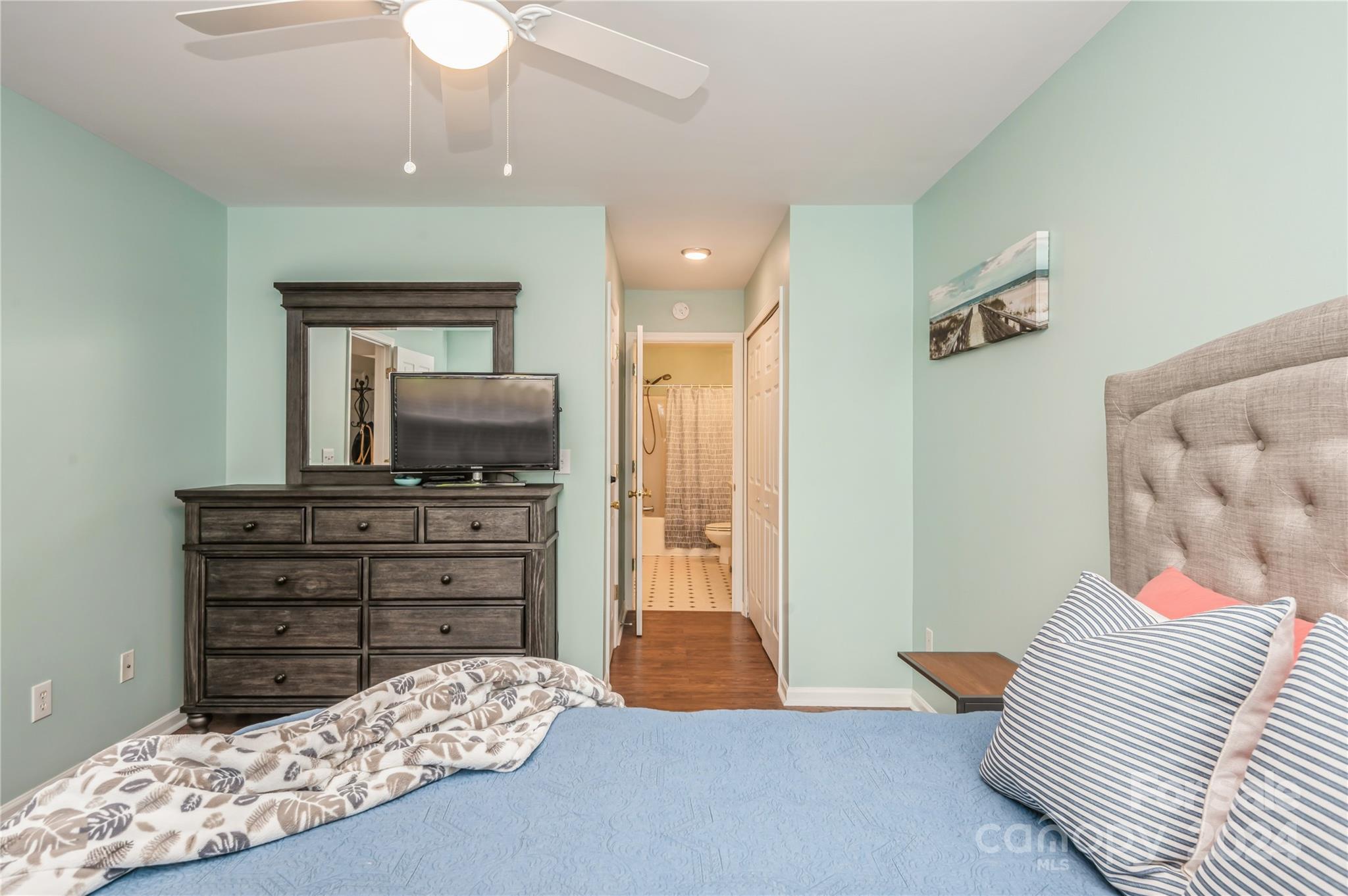 The Townes at River Crossing - Residential