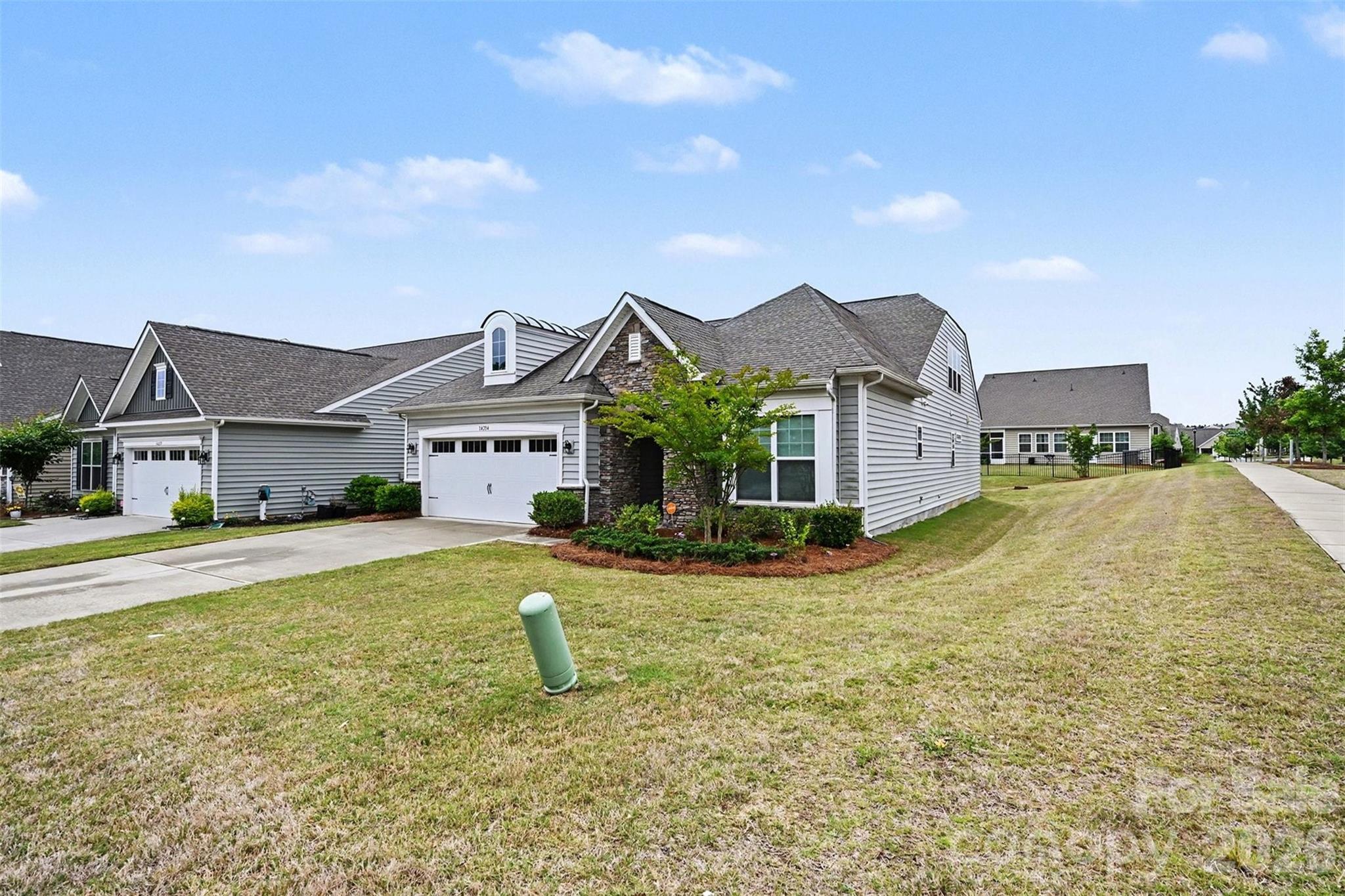 14204 Southbridge Forest Drive
