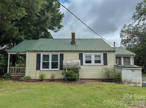 30497 Orchard Lane Albemarle NC 28001