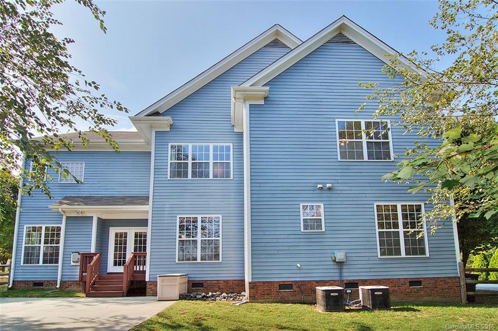 Lake Shore - Residential