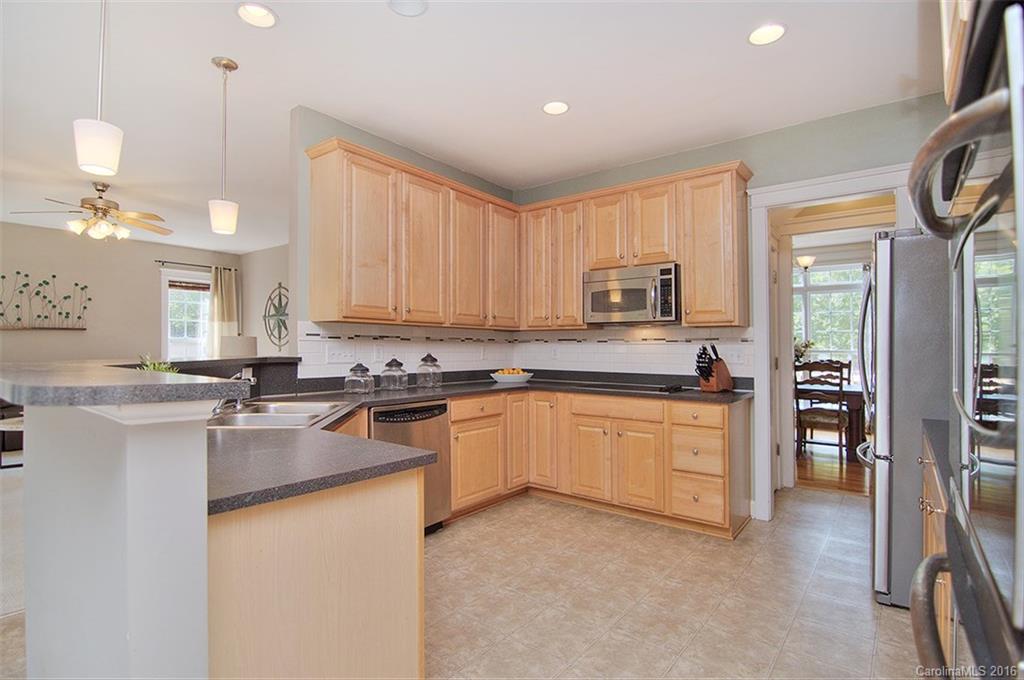 Lake Shore - Residential