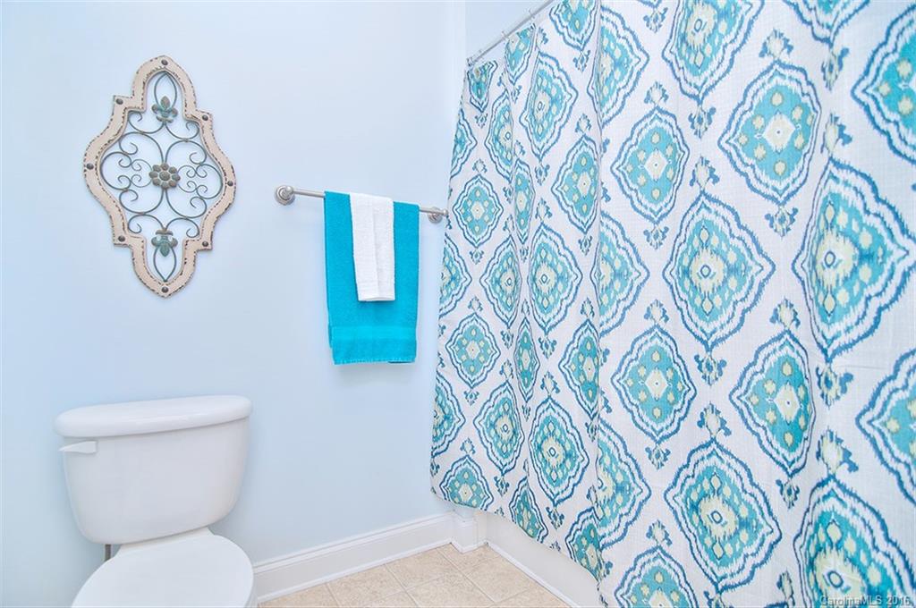 Lake Shore - Residential